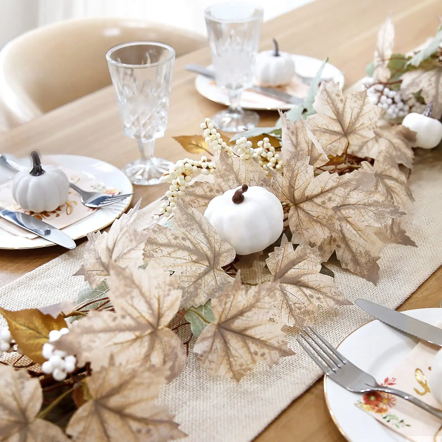 Autumn Maple Leaf Garland – 1.75m Fall Decoration for Fireplace & Home Decor