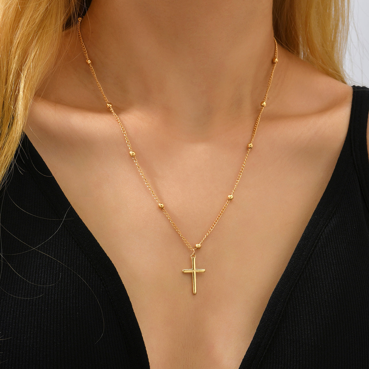 Simple Alloy Cross Pendant Necklace For Women